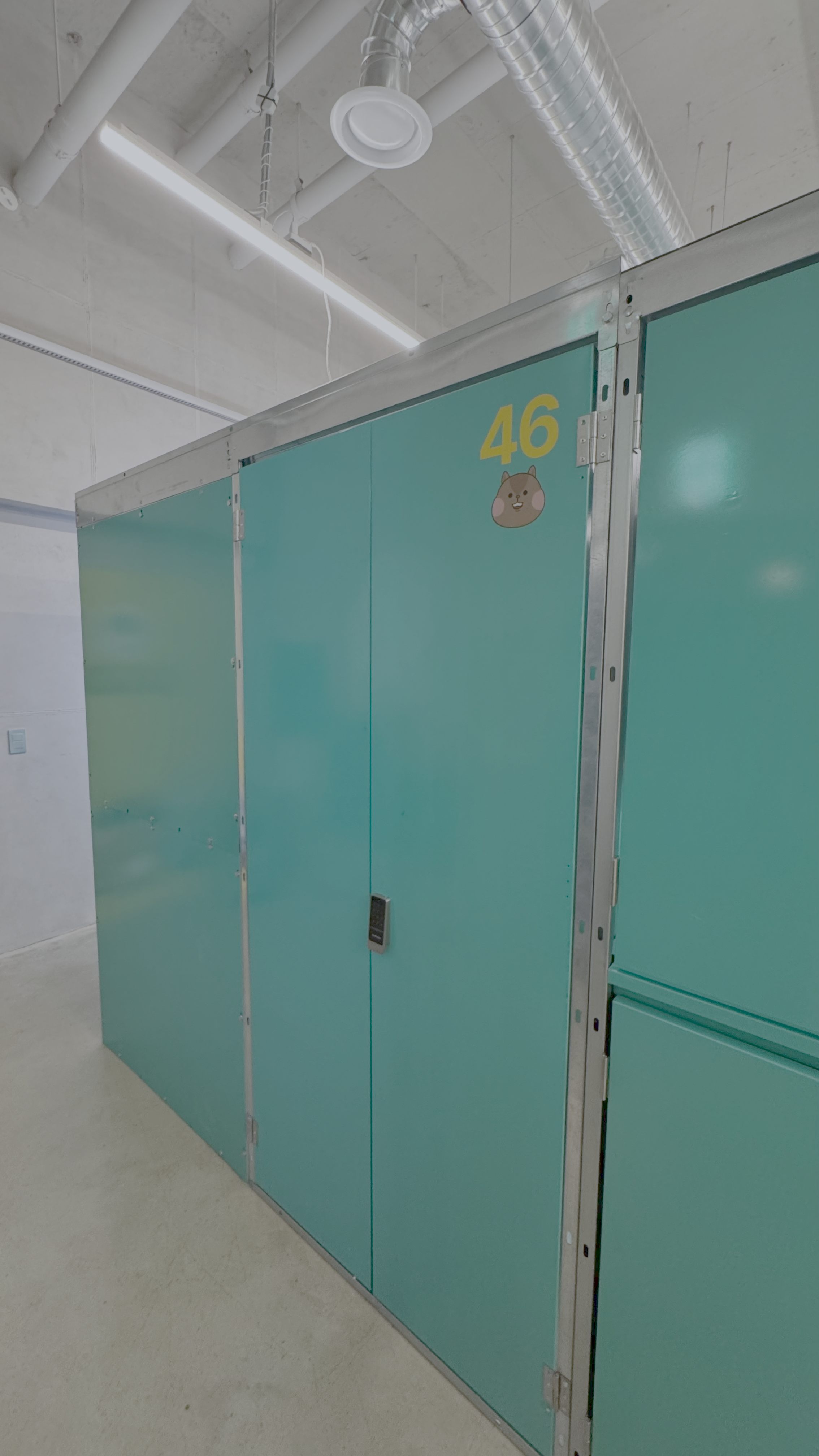 4M size cabinet